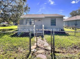 652 N Jackson St, Eagle Lake, FL 33839