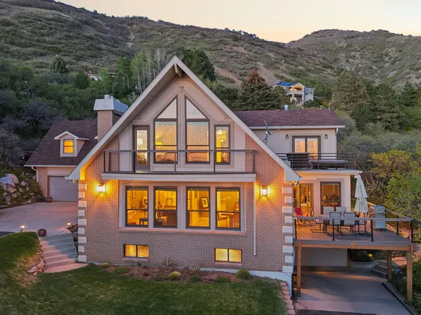 2686 E Bonneville Terrace Dr, Ogden, UT 84403