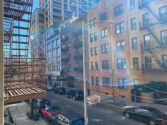 3rd image of 525 E 88th St APT 2C