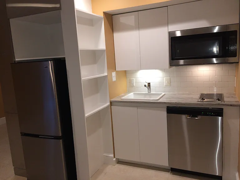 4418 Lingan Rd NW #B — Photo 14