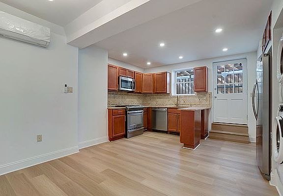 3rd image of 250 Beach 124 St #1