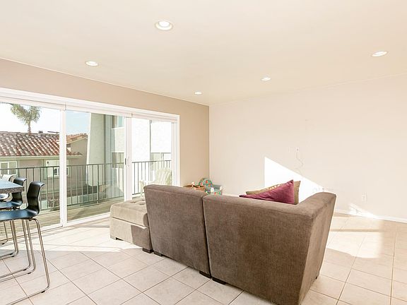 4th image of 2603 1/2 Phelan Ln
