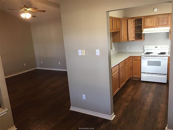 4th image of 1608 S Dexter Dr