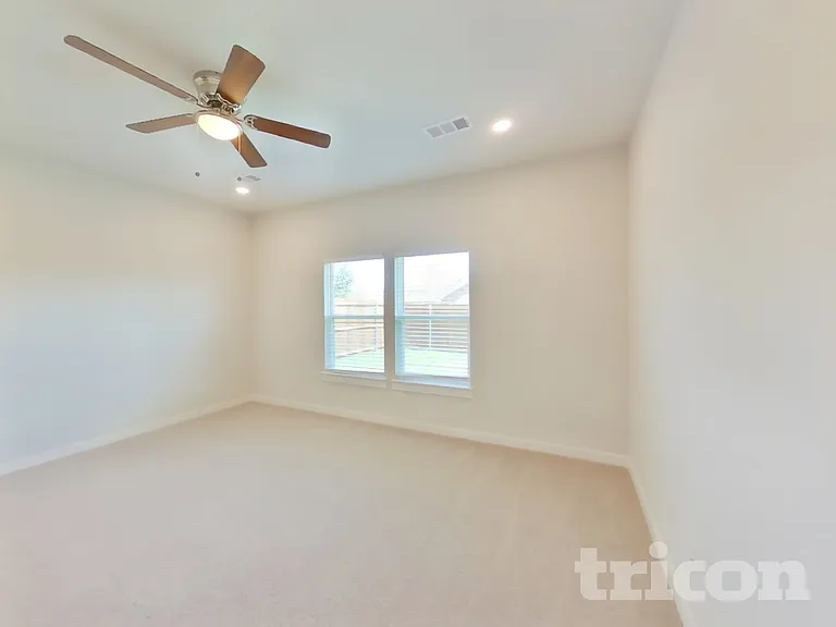 341 Sun Harvest Dr — Photo 11