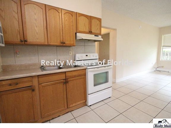 4th image of 13261 Lillian Hwy APT 4