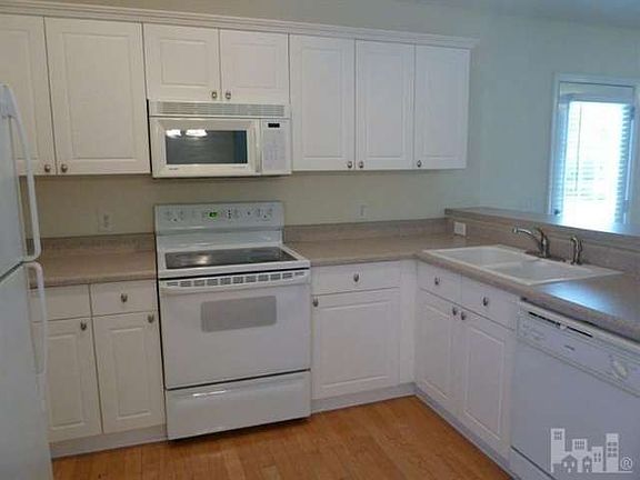 2nd image of 6337 Naples Dr