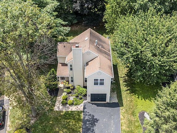 3rd image of 257 Stanford Pl