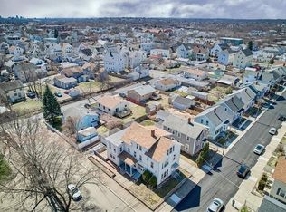 21 Beecher St, Pawtucket, RI 02860