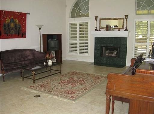 4th image of 222 Westwood Dr