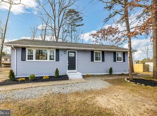 819 Spruce Ln, Williamstown, NJ 08094