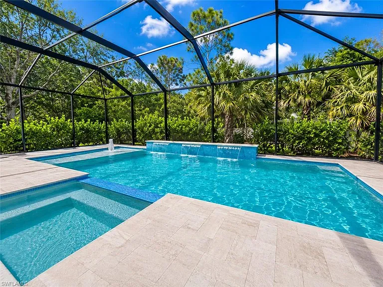 12667 Biscayne Ct — Photo 2
