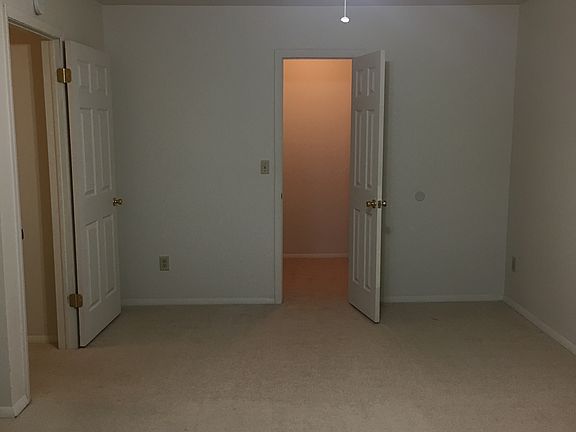4th image of 9 Colatosti Place # First Floor