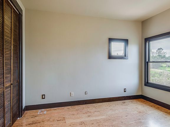 4th image of 9565 Central Ave