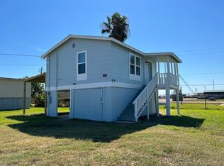 1106 Gulfview Ln, Freeport, TX 77541