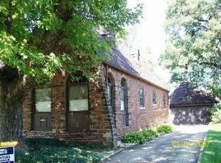 114 Forestdale Park, Calumet City, IL 60409