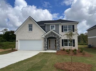 214 Black Oak Dr, Smiths Station, AL 36877