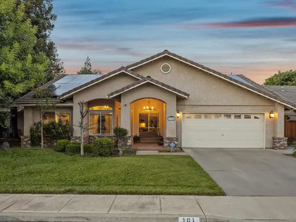 161 Sunset St, Kingsburg, CA 93631