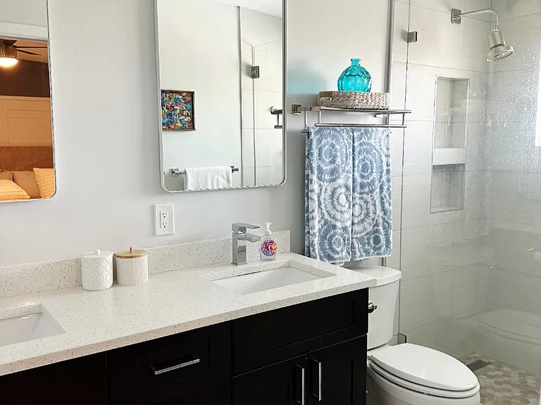 N Coconut Palm Blvd — Photo 19