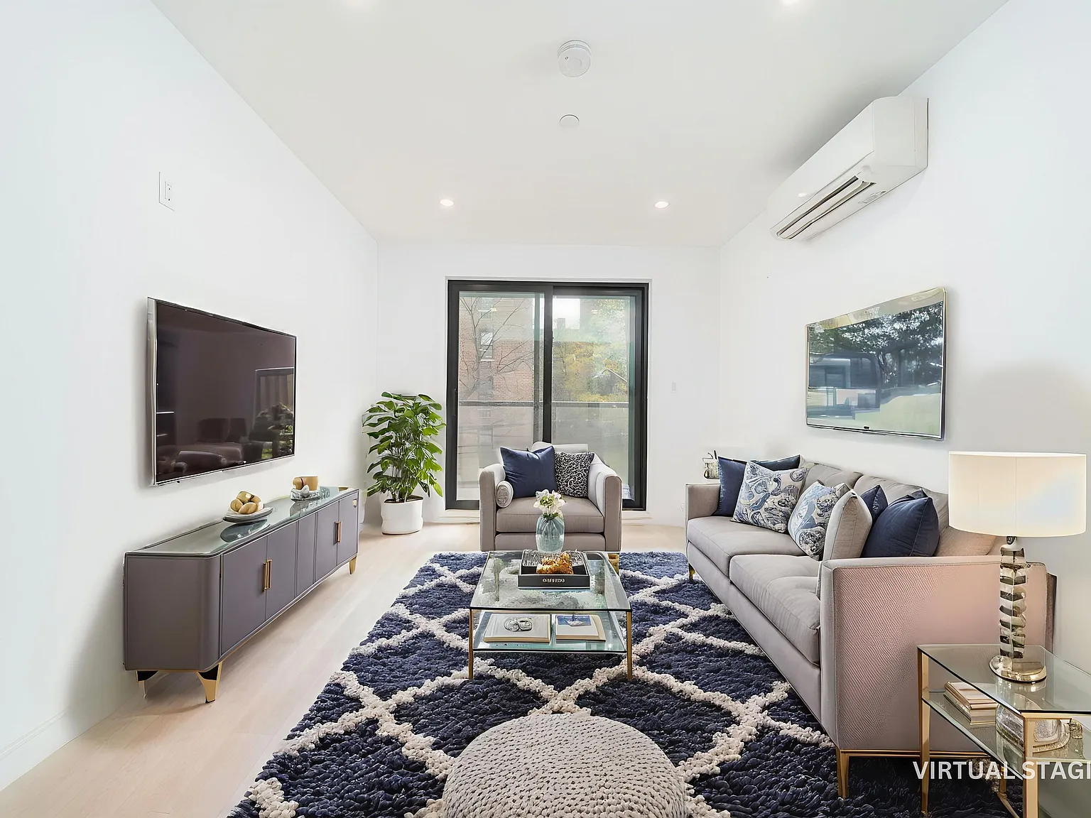 1 bed, 603 sqft, $2,600 — Photo 3