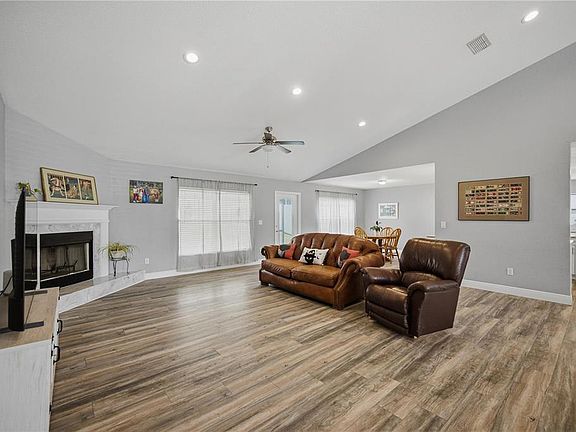4th image of 6875 SE 11TH PLACE