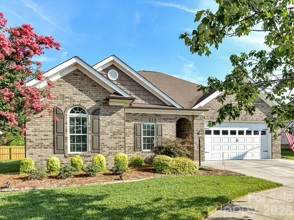 258 Lagoda Dr, Locust, NC 28097