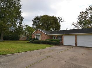 711 Shadowglen St, Channelview, TX 77530