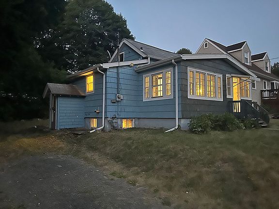 2nd image of 25 Brook Ave
