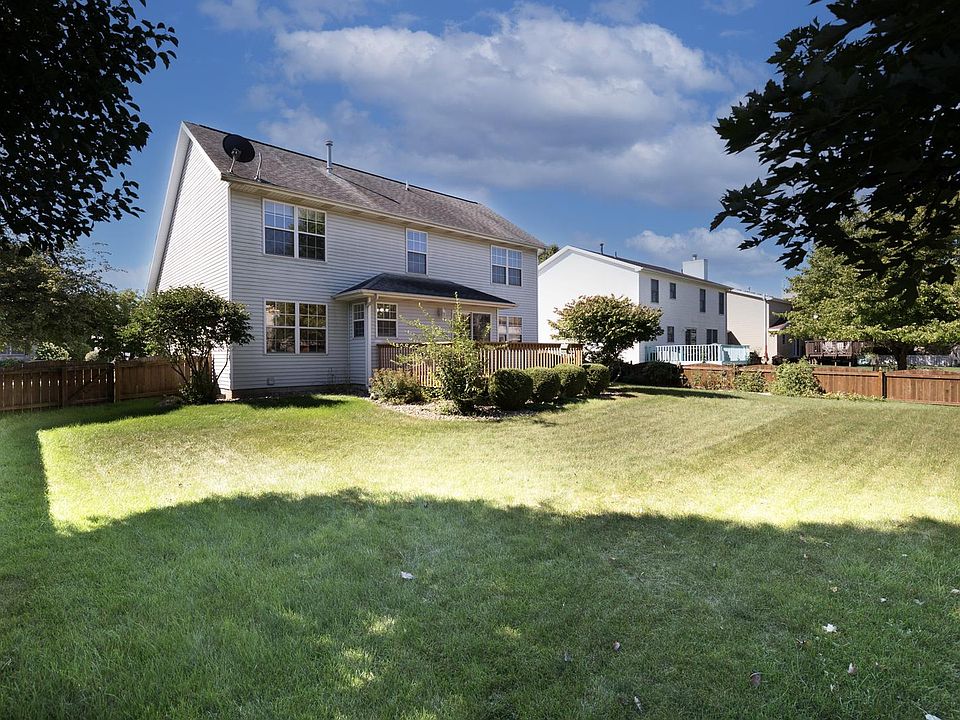 3208 Stonebridge Dr, Bloomington, IL 61704 Zillow