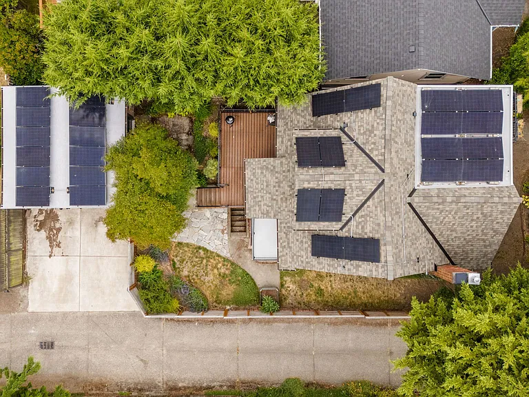 6017 SW Admiral Way — Photo 39