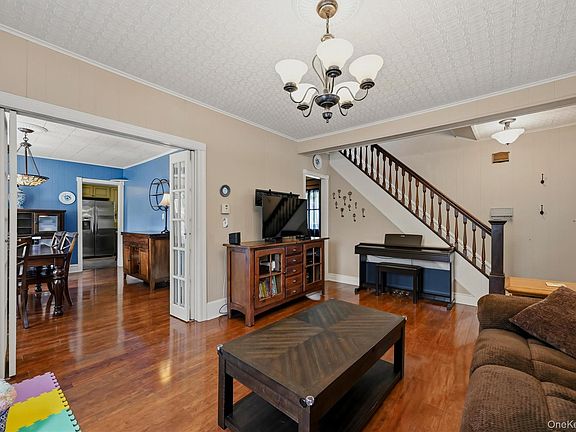 4th image of 7 Kearney Avenue