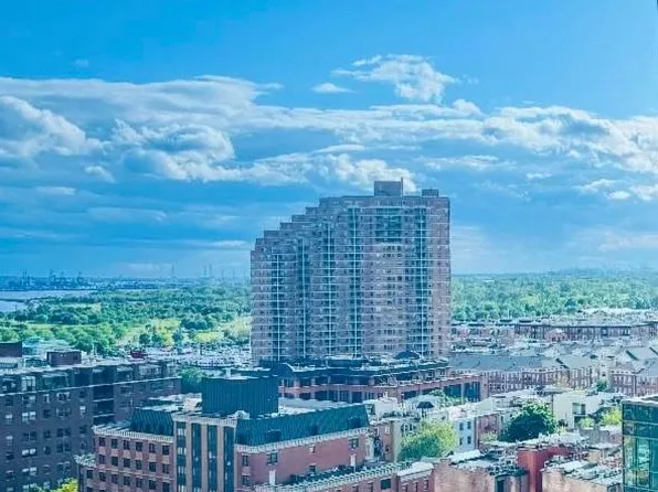 77 Hudson Street image 7 of 40