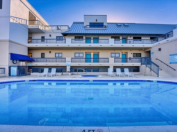 3rd image of 1302 Highway 98 APT 2Q