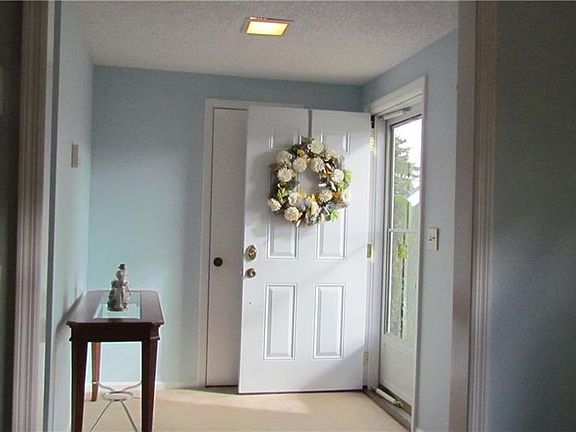 3rd image of 517A Revere Way