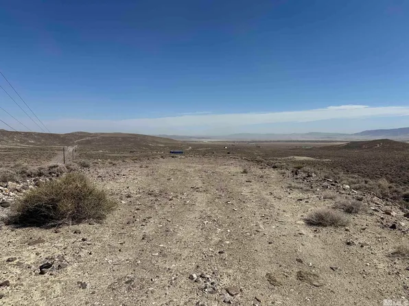 3765 Sapphire Rd, Silver Springs, NV 89429