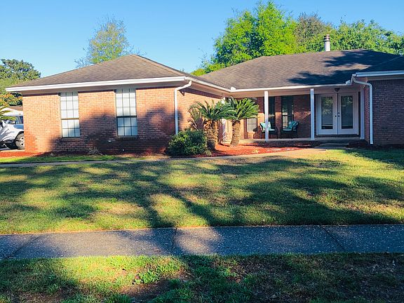 3rd image of 2321 Semoran Pl