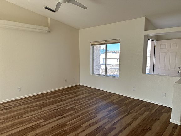 5th image of 1340 Garvey Dr