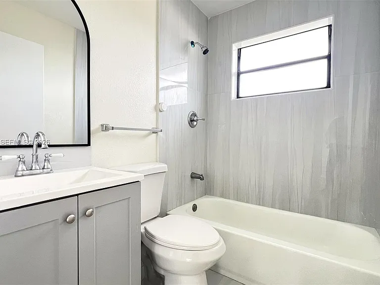 5914 Taylor St #1-2 — Photo 8