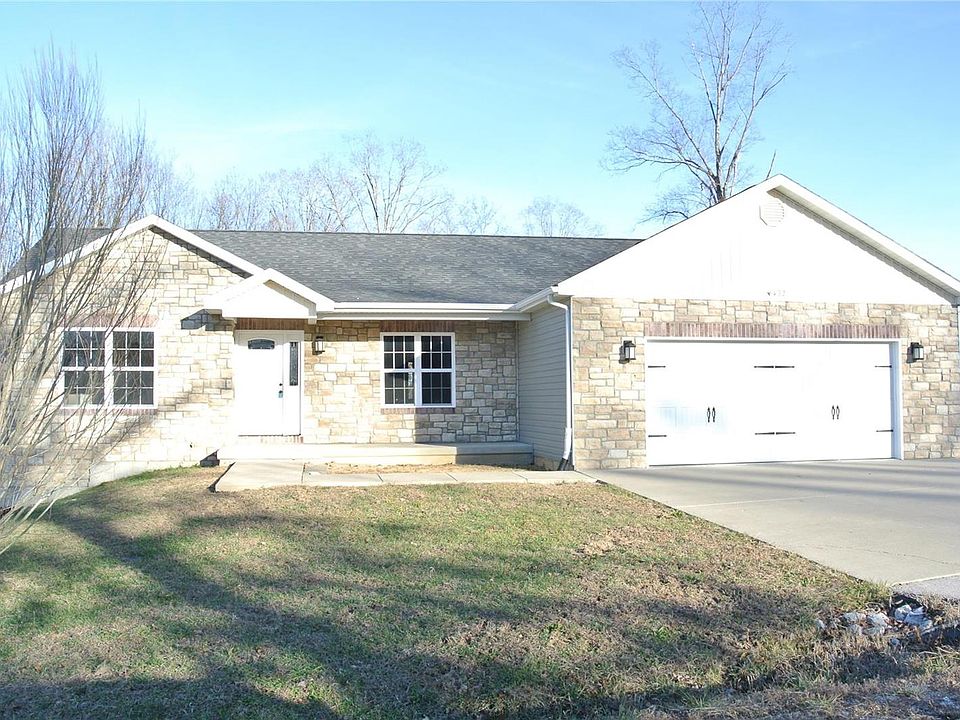 1st image of 16432 Hoover Ln