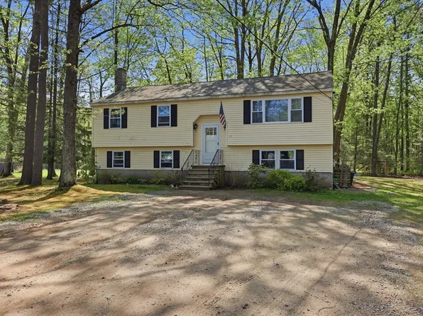 22 Seabrook Rd, Salisbury, MA 01952