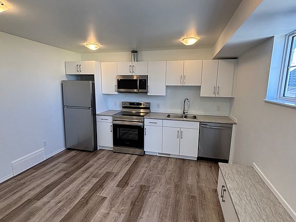 5th image of 12224 60th St NW #G