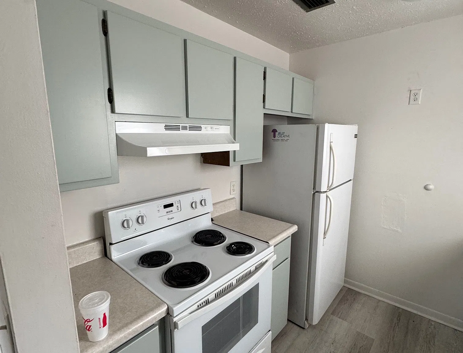 2503 W 10th Street - 2503d-Andre — Photo 2