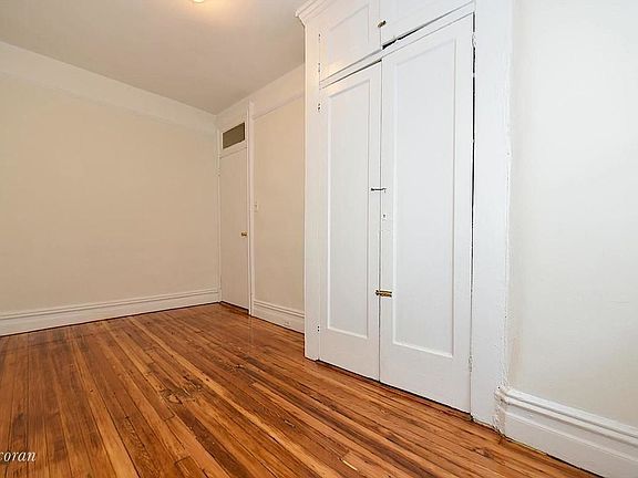 4th image of 51 Tiemann Pl #64