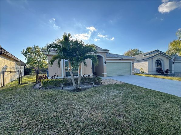 156 Preserve Dr