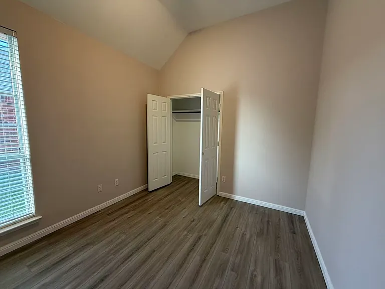 8445 Grand Canyon Dr — Photo 10
