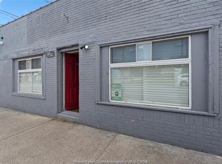 939 Wyandotte St E, Windsor, ON N9A3K1
