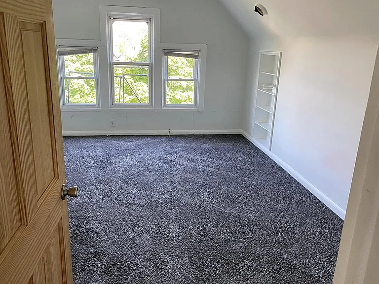 54 Mariner St #3 — Photo 8