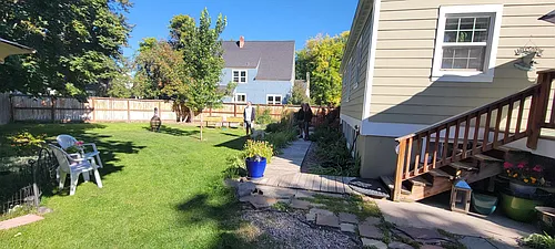 823 Hazel St Photo 1