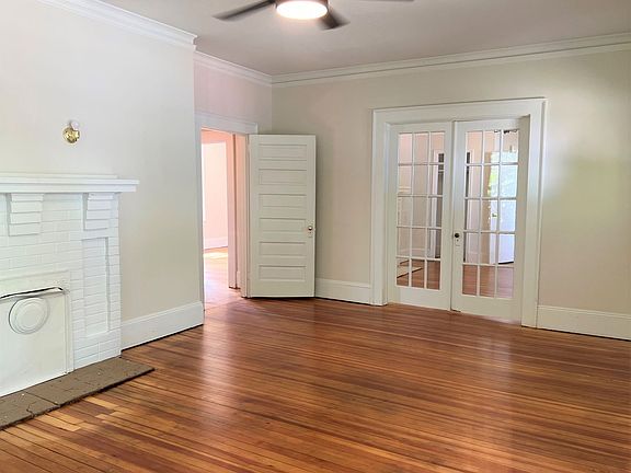 2nd image of 505 Highland Park Dr