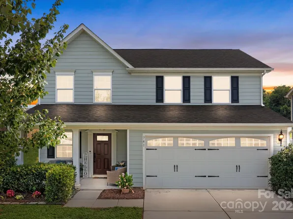 741 Climbing Rose Ct, Gastonia, NC 28056