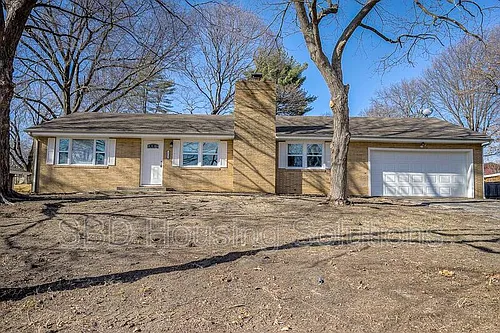 4004 N Grand Ave Photo 1